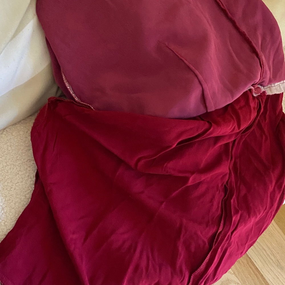 Elegant Velvet Raspberry-Red Skirt - Picture 4 of 6